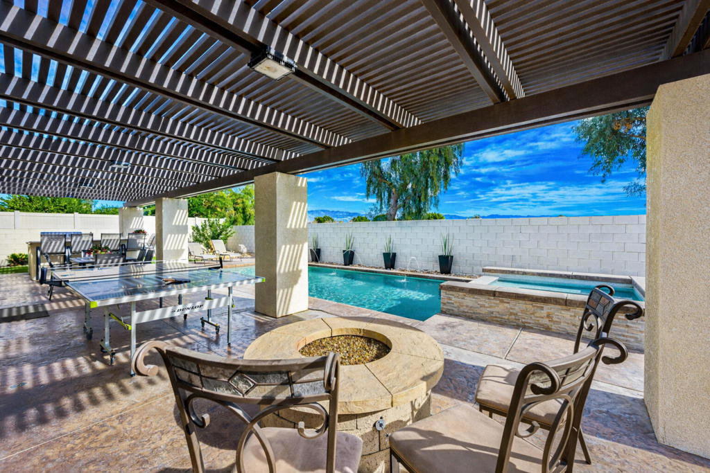 45350 Palmwood Drive