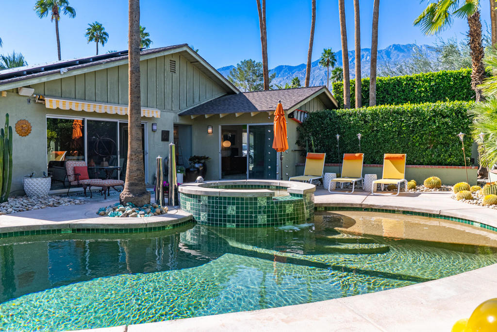 444 Burton Way