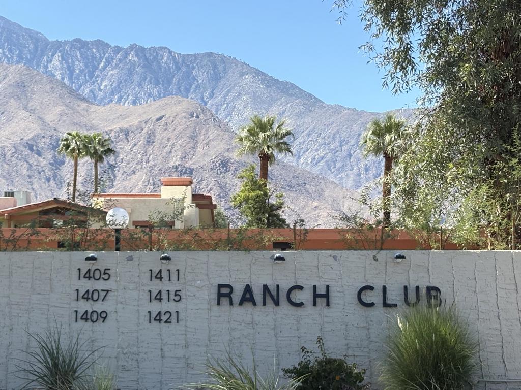 1411 Sunrise Way