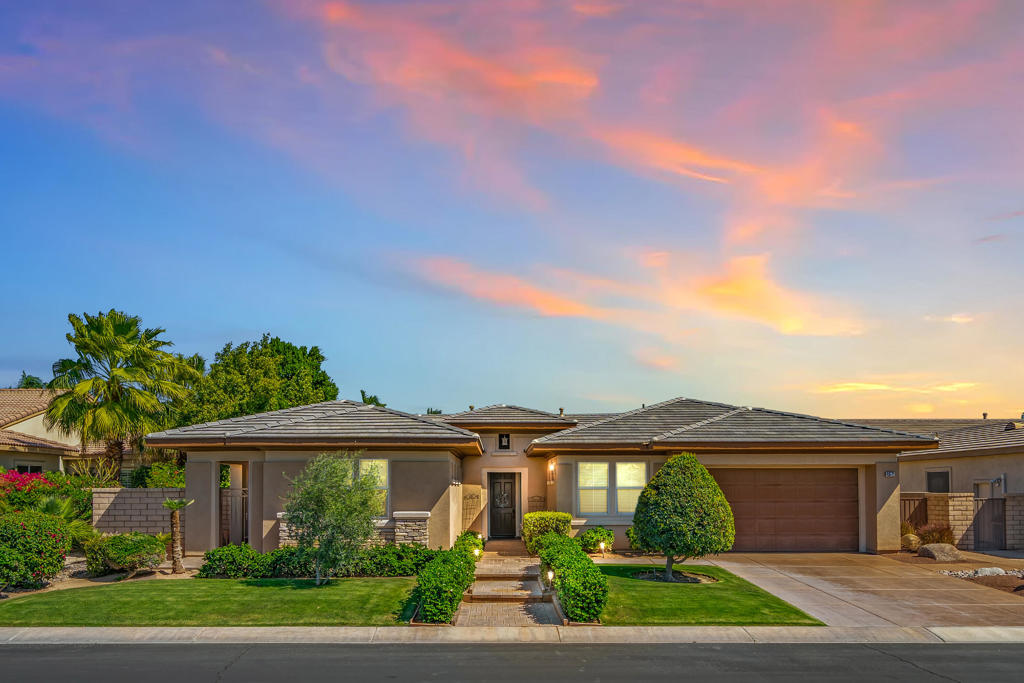 43572 Calle Espada
