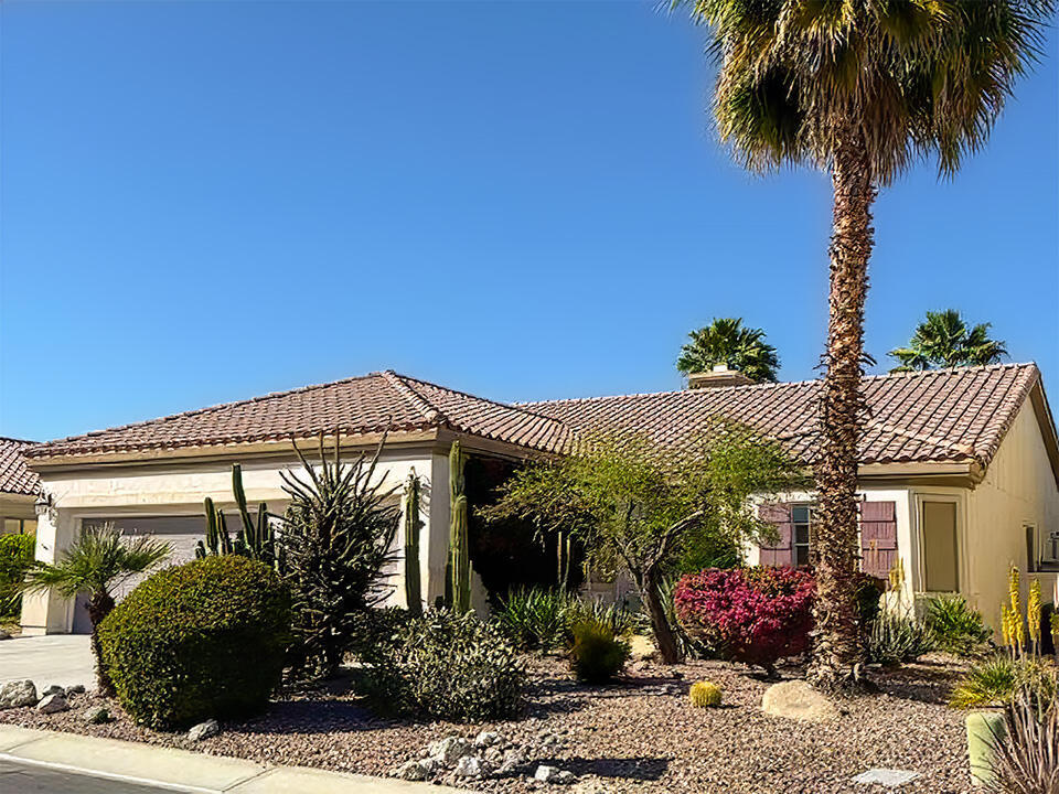 80154 Avenida Santa Olivia