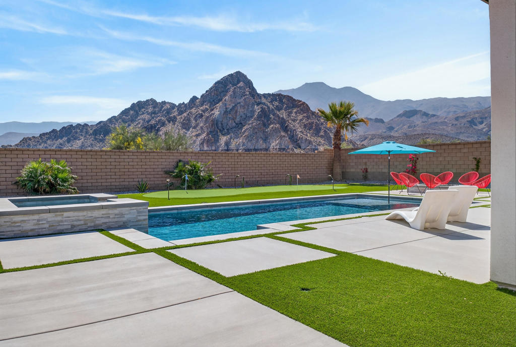 80367 Segovia View Way