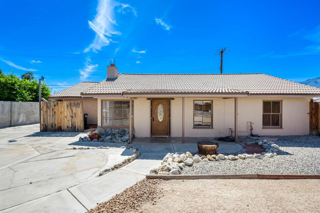 3933 Calle San Antonio