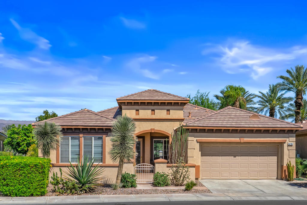 44704 Alexandria Vale