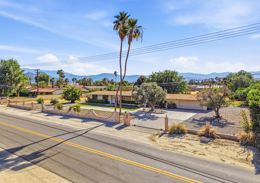 41441 Yucca Lane