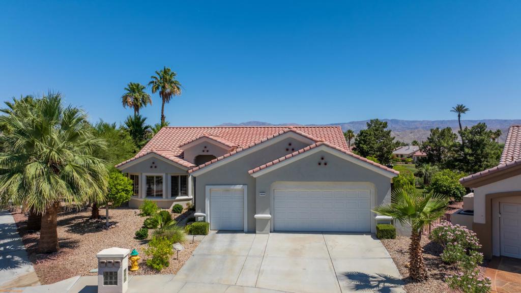 39318 Gleneagles Circle