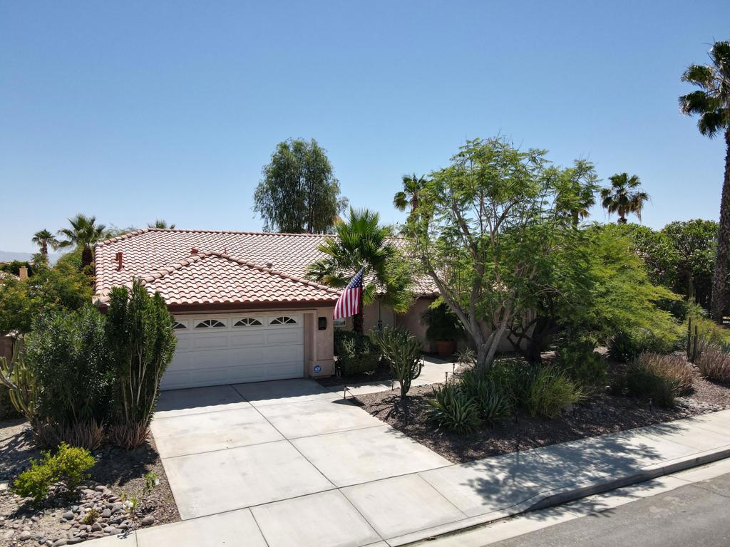 43850 Venice Drive