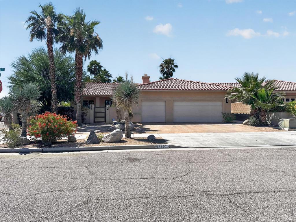 67897 Elizabeth Road