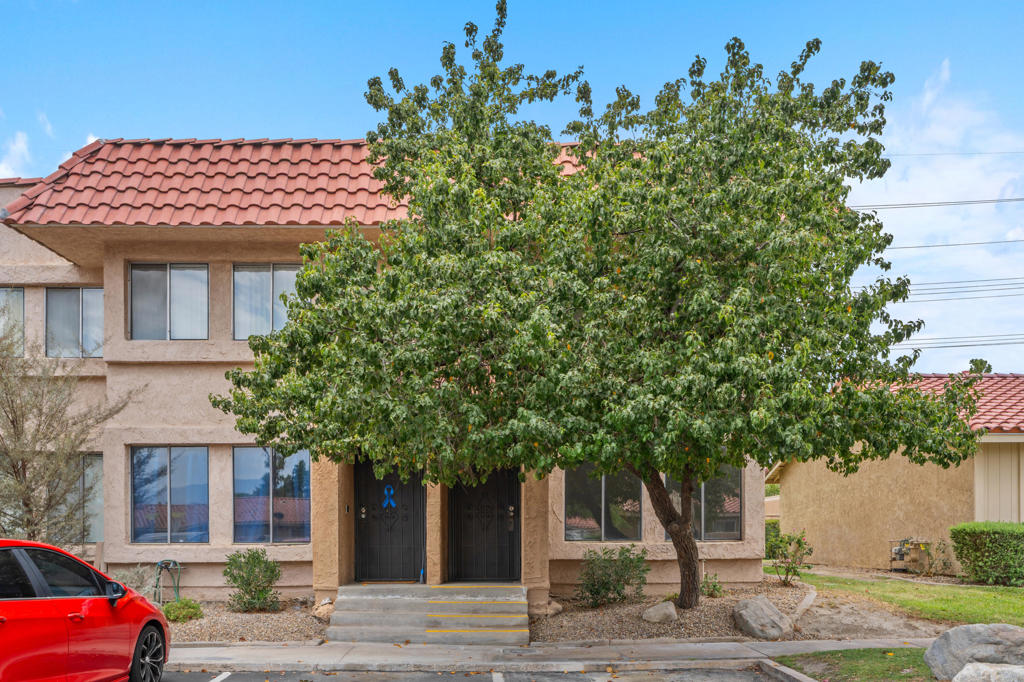 82567 Avenue 48