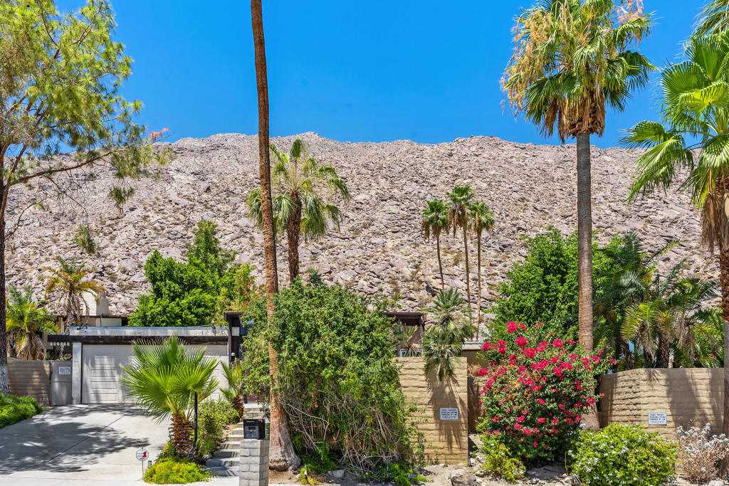 597 La Mirada Road