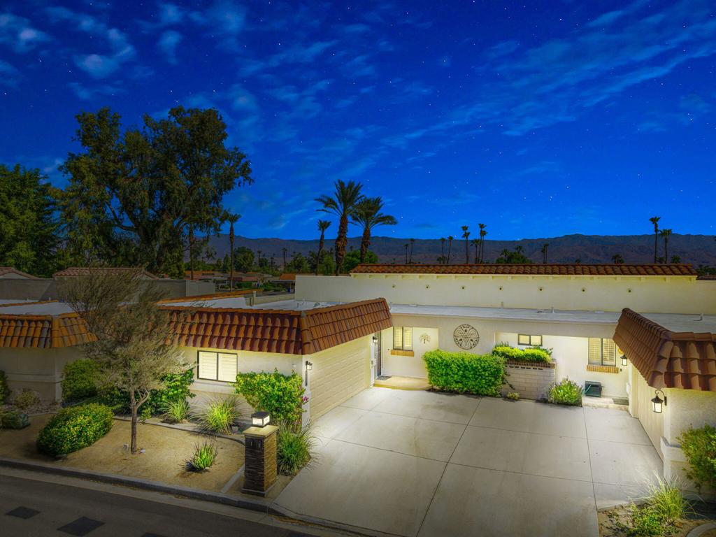 40884 La Costa Circle