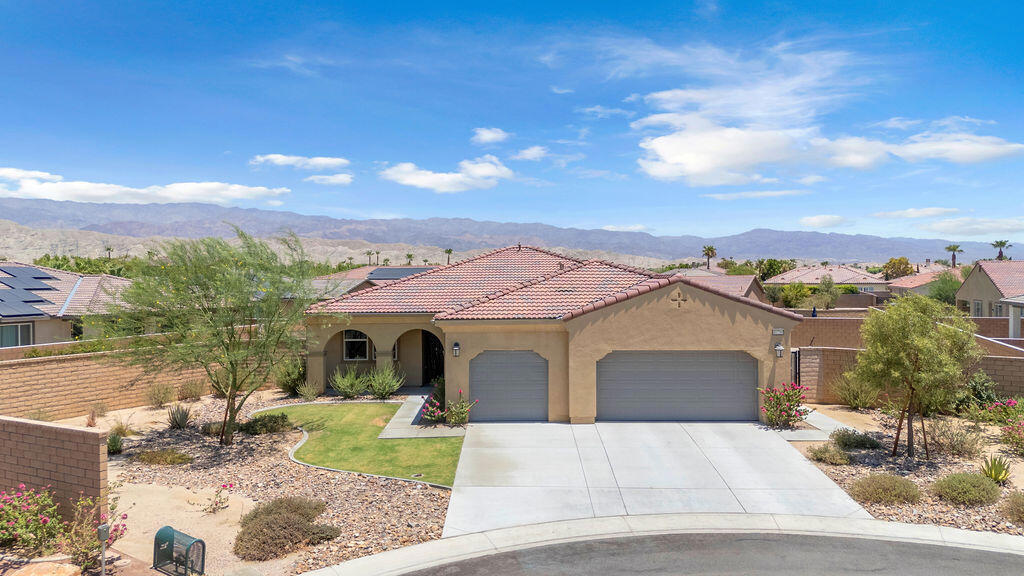 40750 Calabria Court