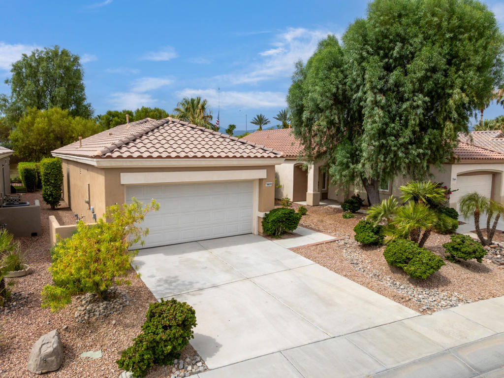 78637 Rockwell Circle