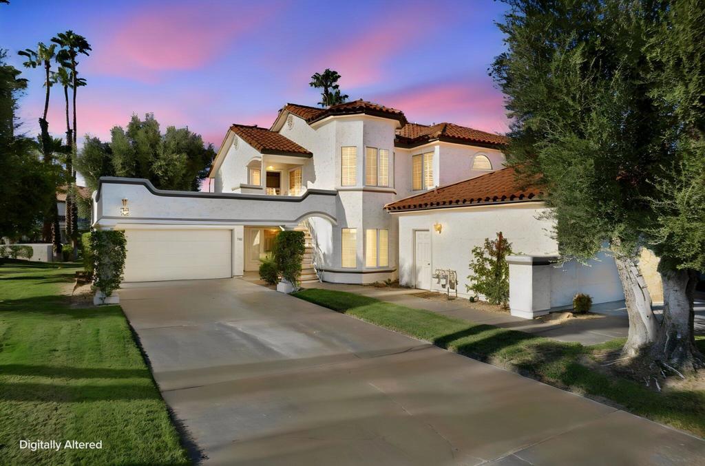 704 Vista Lago