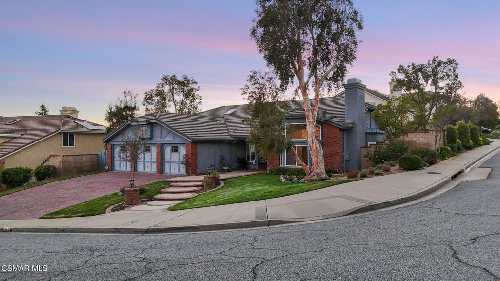 1399 Lafitte Drive