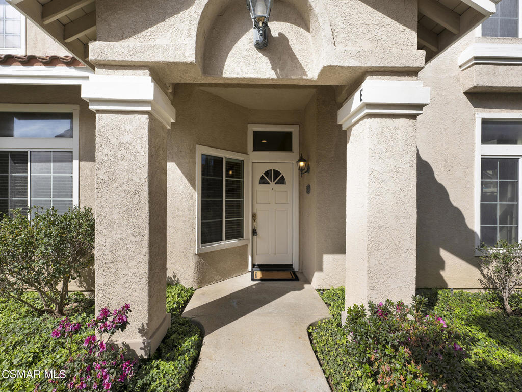 645 Ivywood Lane