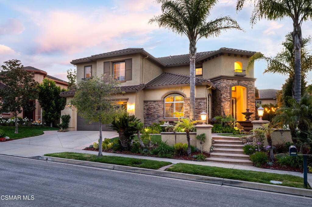 5323 Via Jacinto