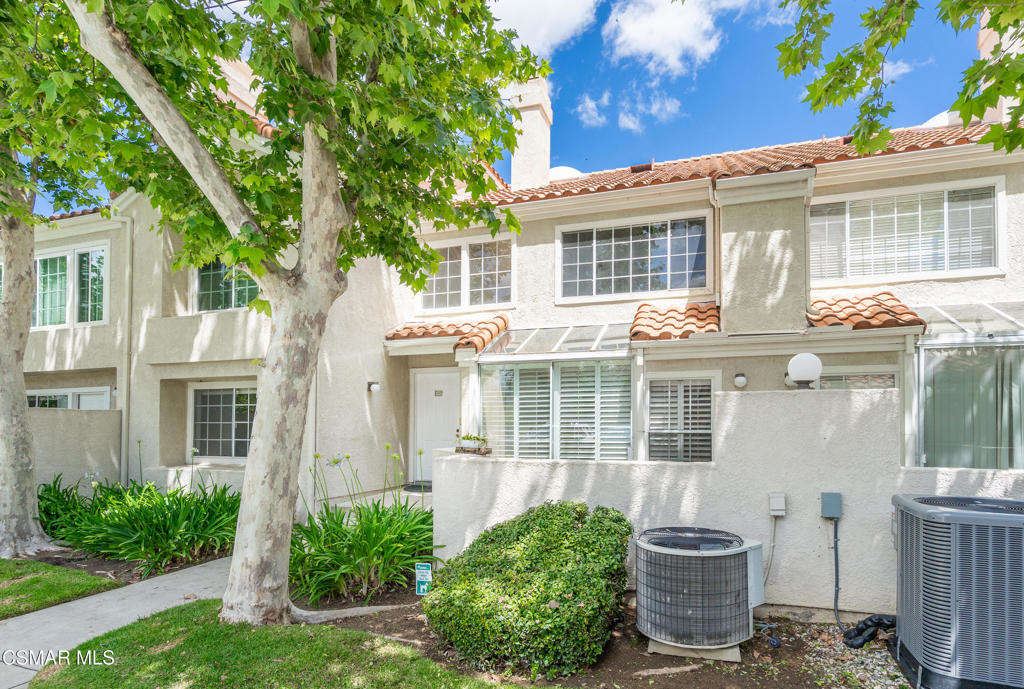 4240 Lost Hills Road