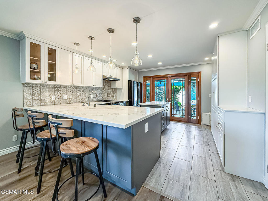 1128 Canterford Circle