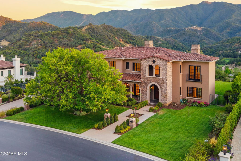 82 Queens Garden Drive