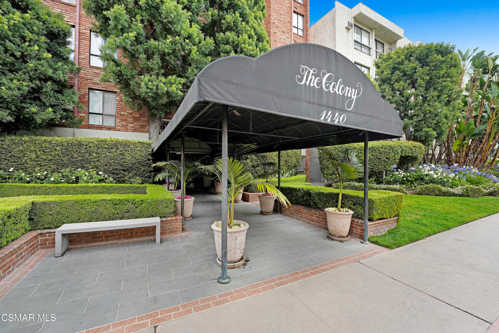 1440 Veteran Avenue