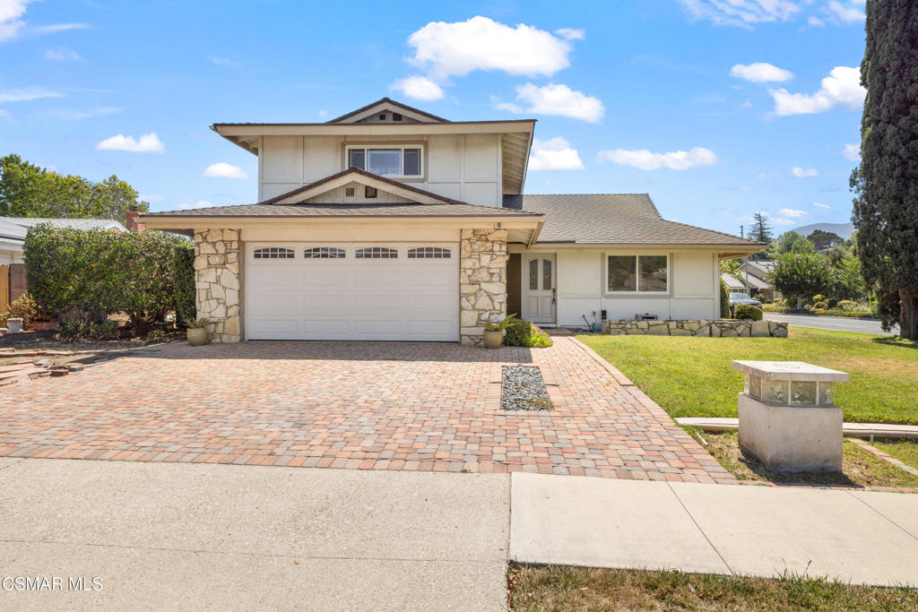 130 Fallbrook Avenue