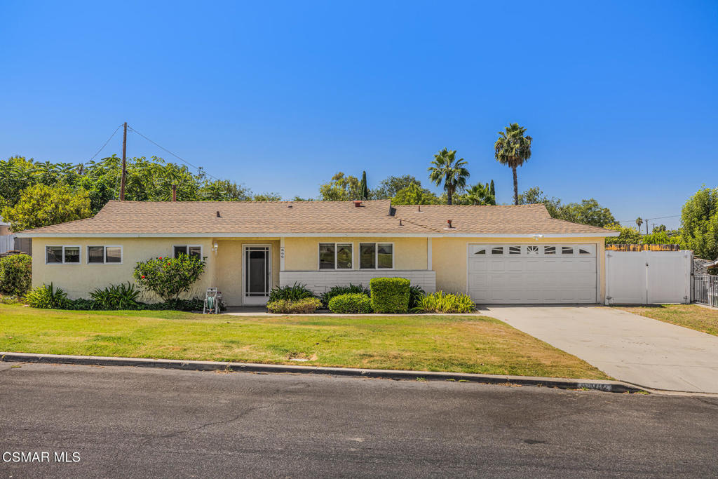 912 Calle Tulipan