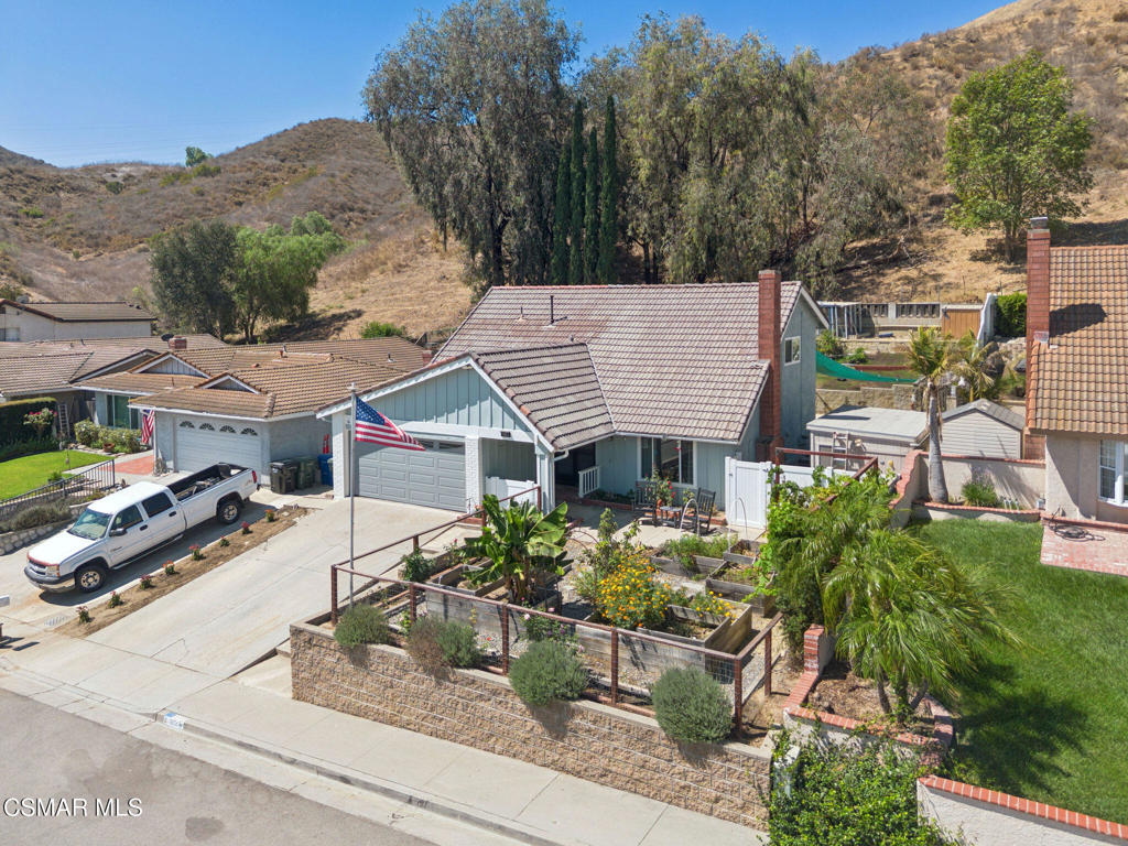 1806 Cherry Hill Road