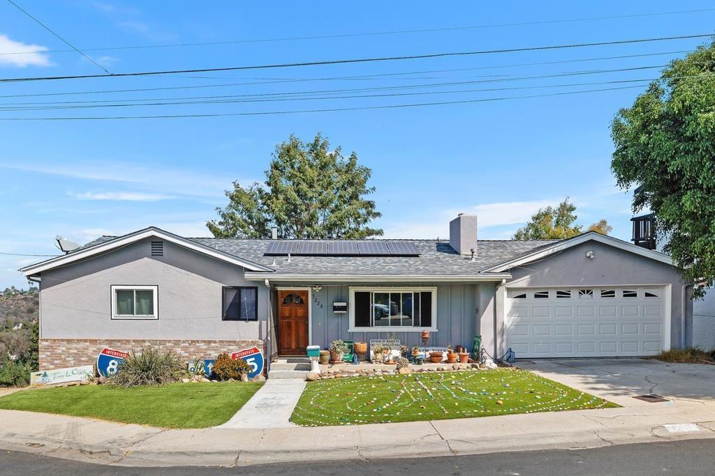 5228 Augustana Pl