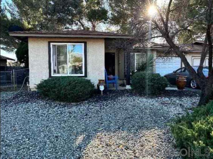 5478 Evelyn Dr