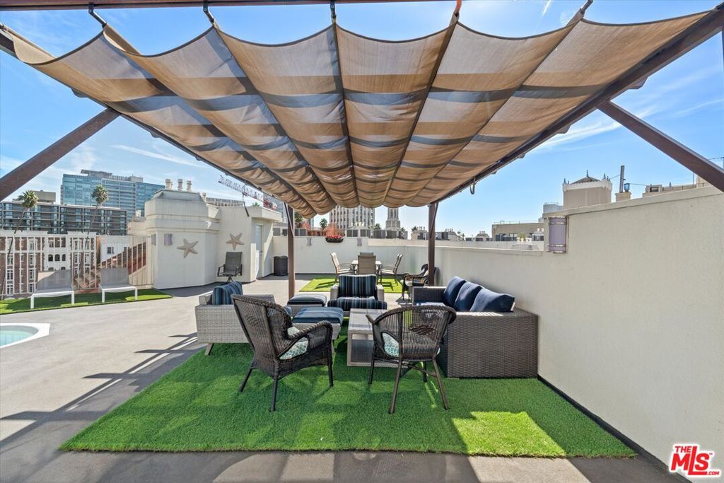 620 Gramercy Place