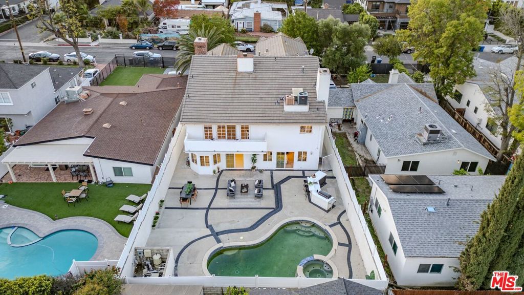 5514 Sylvia Avenue