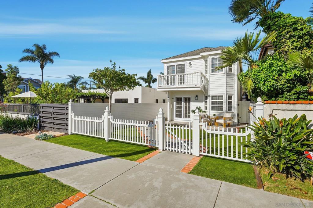 868 A Ave