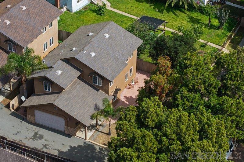 3034 Island Ave