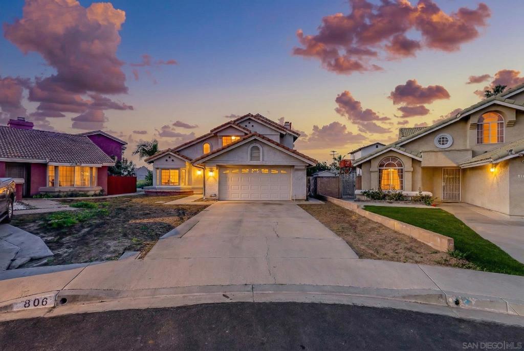 810 Crosspoint Ct