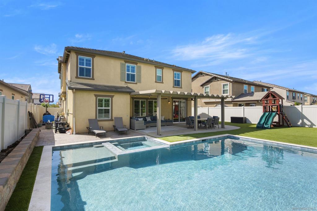 10664 Cobble Court