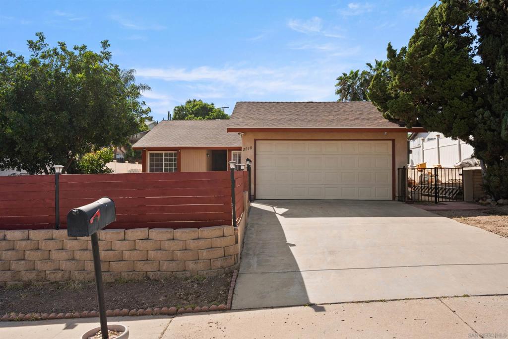 2038 Siegle Dr