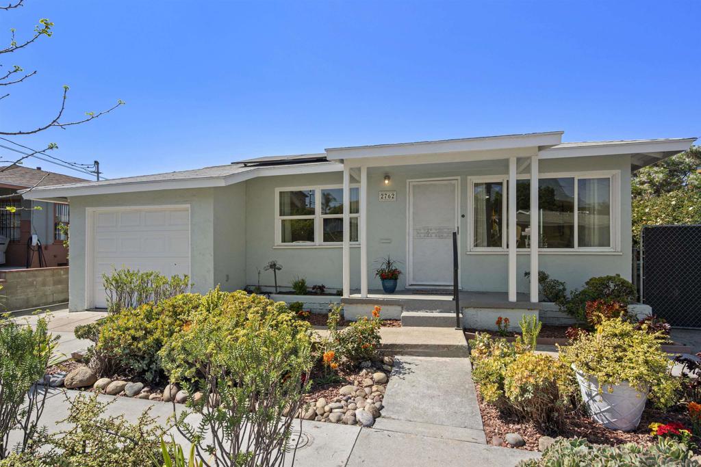 2762 Ridge View Drive