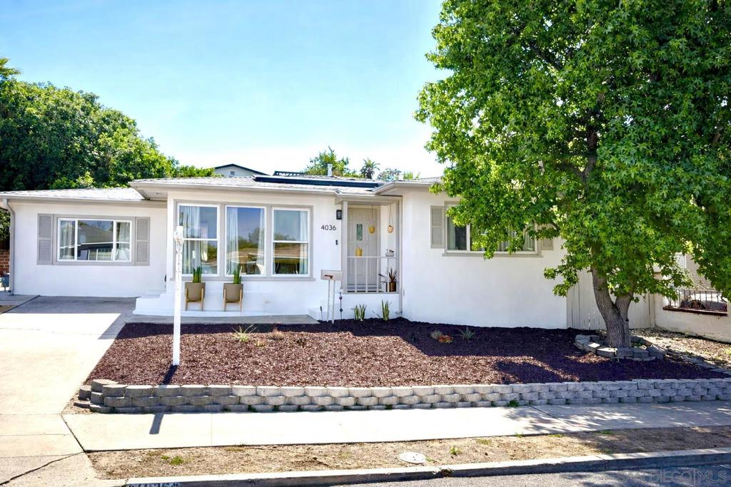 4036 Loma Alta Dr