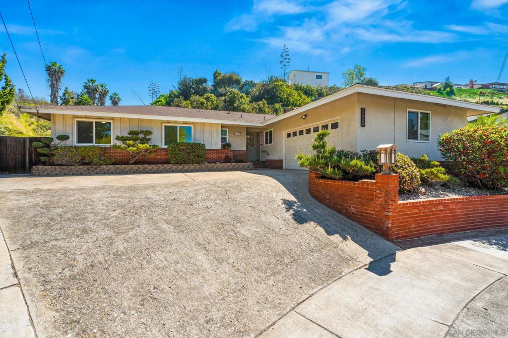 5295 Joan Ct