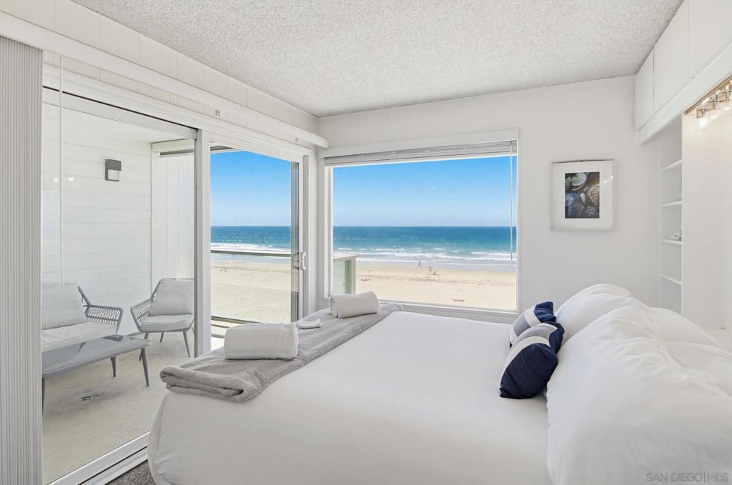 3755 Ocean Front Walk