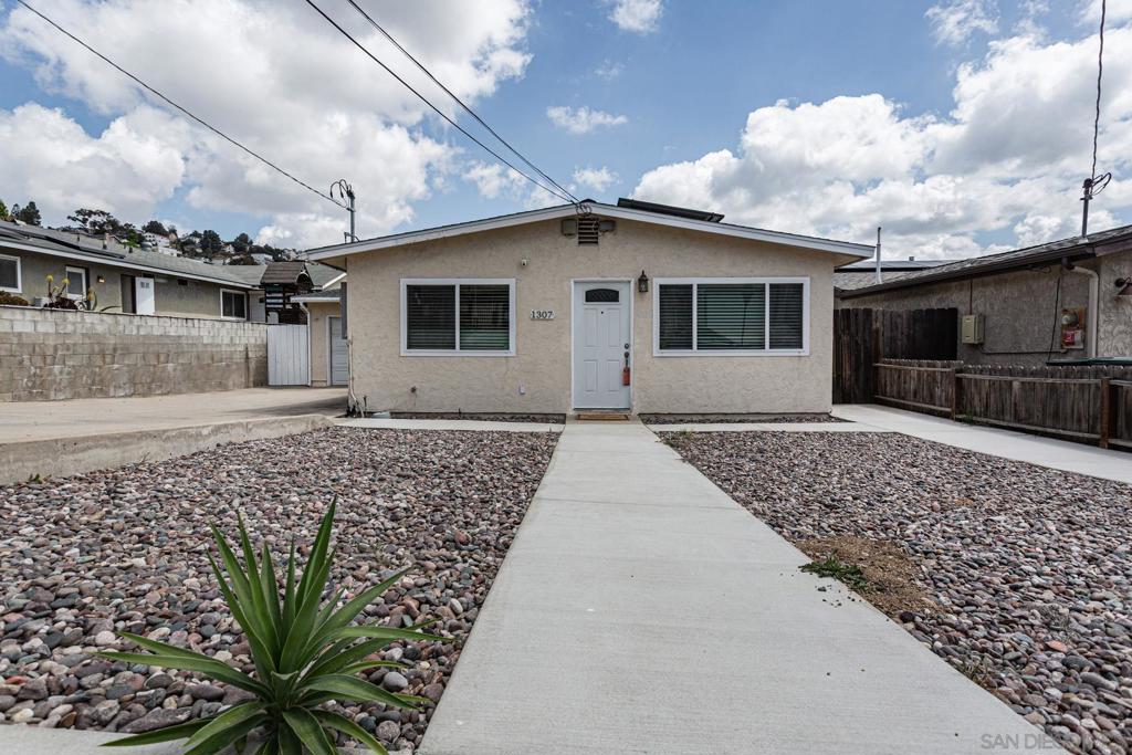 1307 Buena Vista