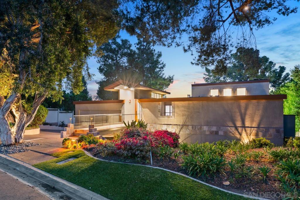 4645 Yerba Santa Dr