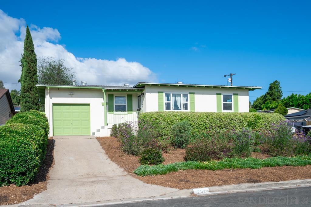 752 Hillsview