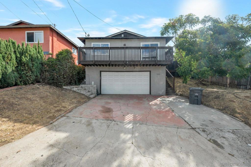 955 Maya Street