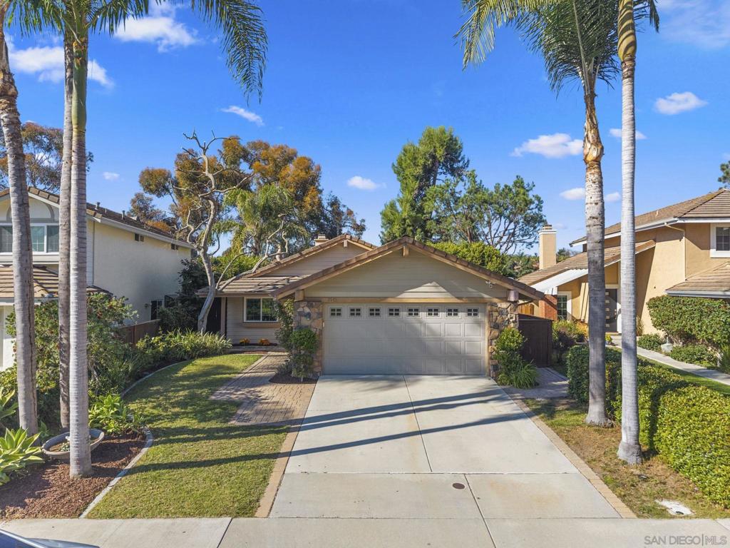 7941 Calle Madrid