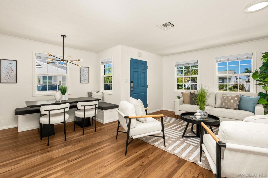 4740 Altadena