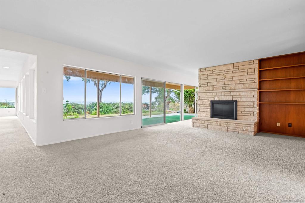 5877 Soledad Mountain Road
