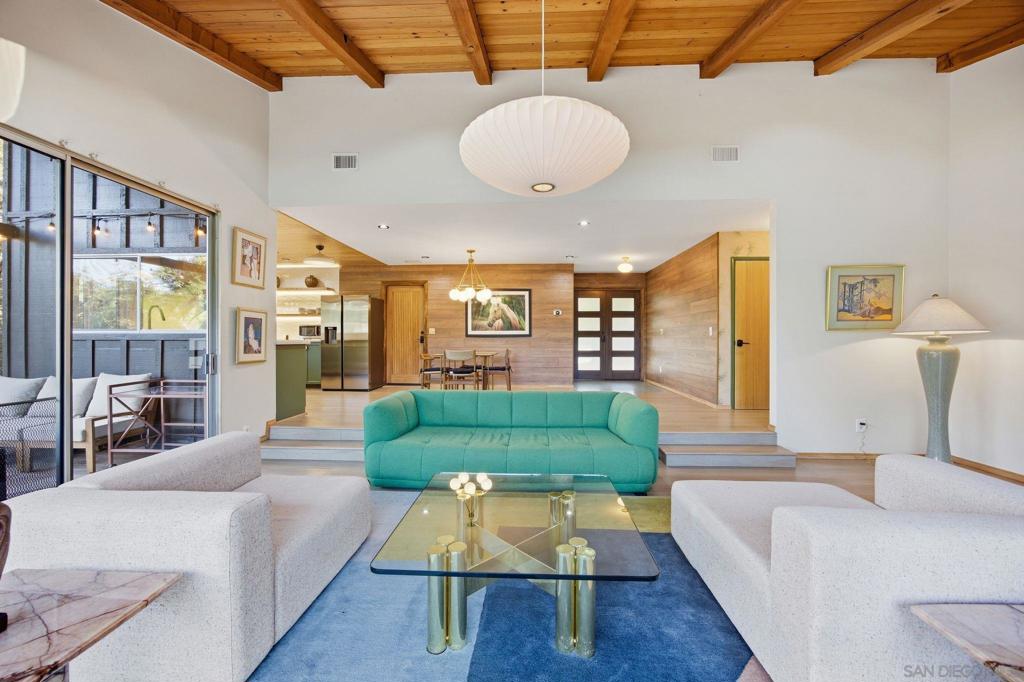 1010 Quail Creek