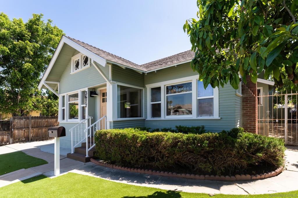 3677 Highland